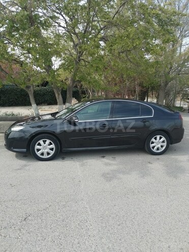 Renault Laguna-7