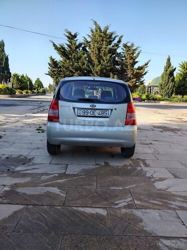 Kia Picanto-2