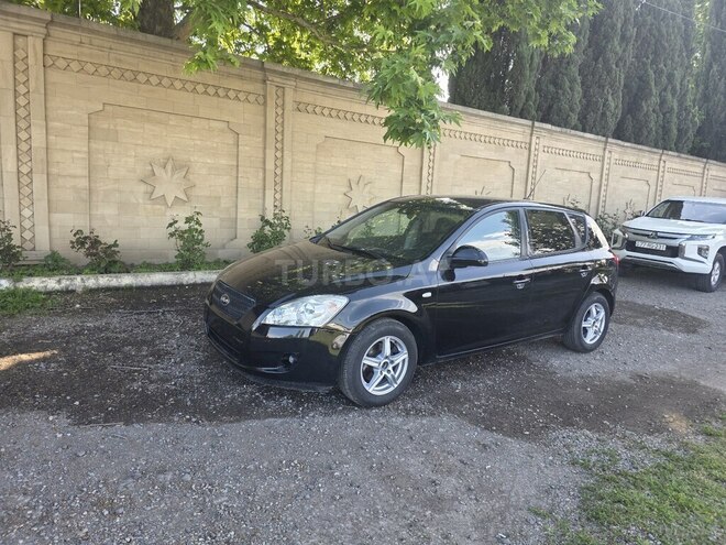Kia Ceed-2