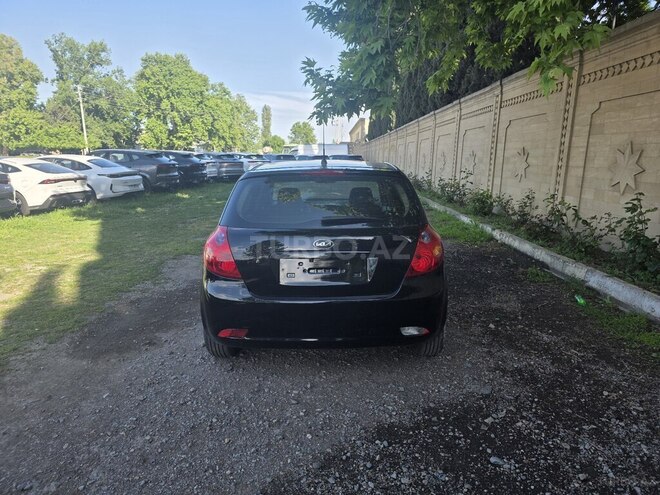 Kia Ceed-5