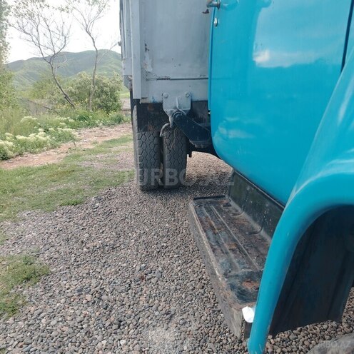GAZ 53-4