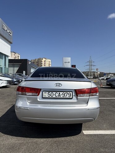 Hyundai Sonata-6