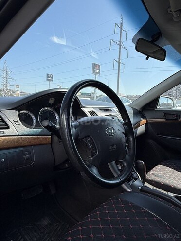 Hyundai Sonata-8