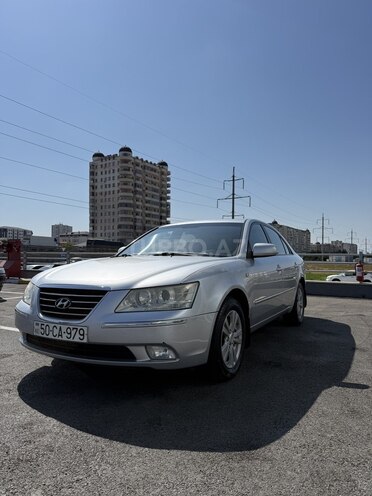 Hyundai Sonata-1