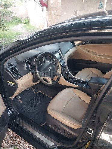 Hyundai Sonata-7
