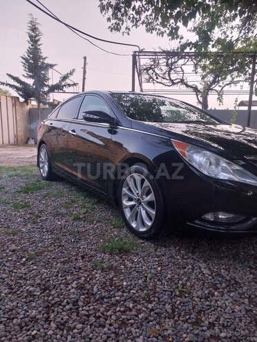 Hyundai Sonata-11