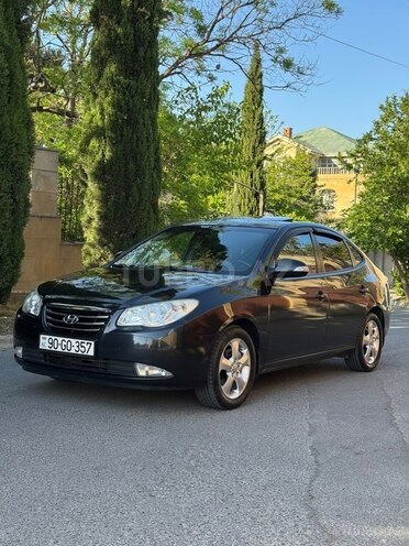 Hyundai Elantra-4