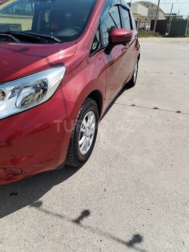 Nissan Note-5