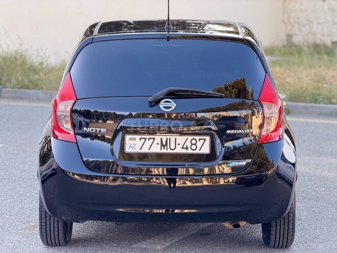 Nissan Note-7