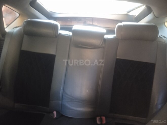 Toyota Prius-5