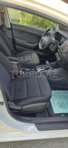 Kia Forte-18