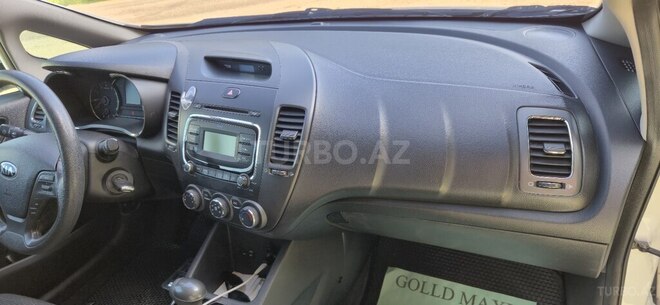 Kia Forte-21
