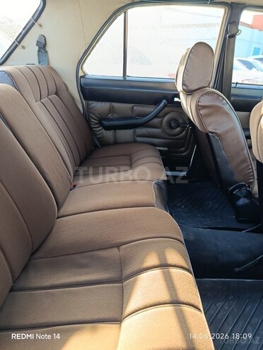 GAZ 24 "Volga"-8
