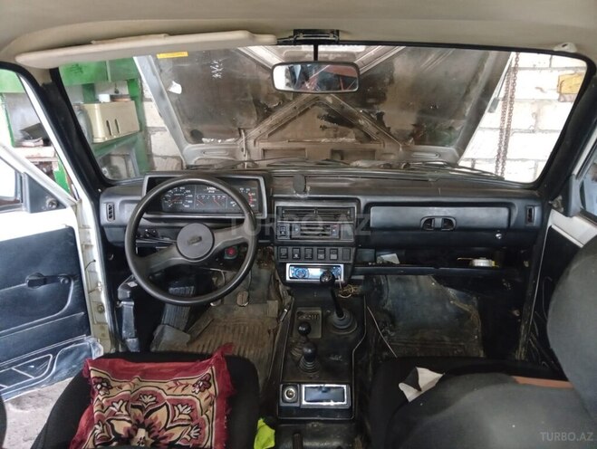 LADA (VAZ) Niva-10