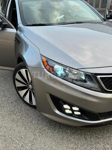 Kia Optima-12