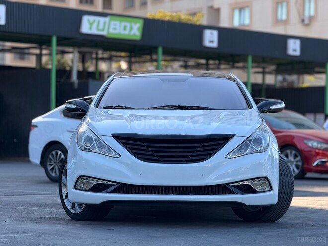 Hyundai Sonata-6