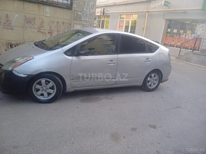 Toyota Prius-6