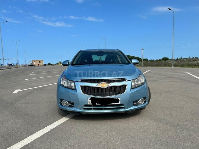 Chevrolet Cruze-1