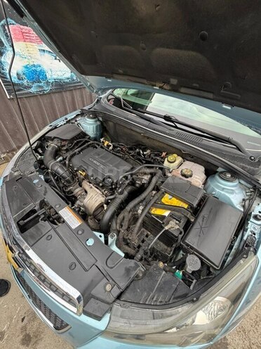 Chevrolet Cruze-18