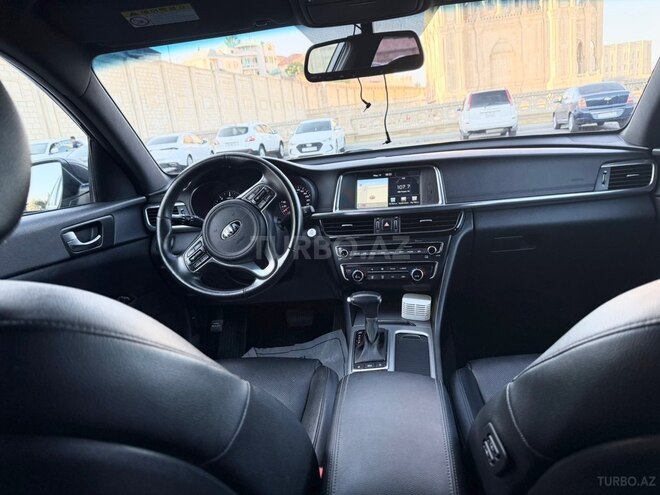 Kia K5-8