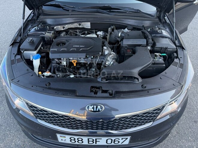 Kia K5-19