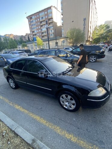 Volkswagen Passat-3