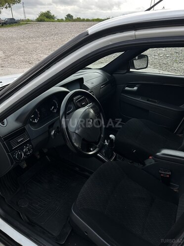LADA (VAZ) Priora-13