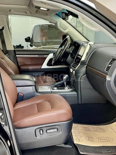 Toyota Land Cruiser 2019, 69,000 km - 4.6 л - Bakı