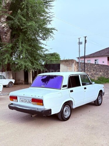 LADA (VAZ) 2107-10
