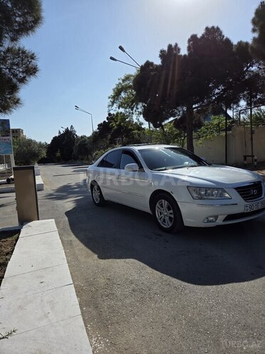 Hyundai Sonata-4