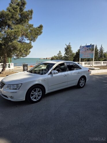 Hyundai Sonata-5