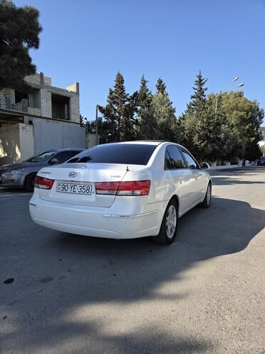 Hyundai Sonata-8