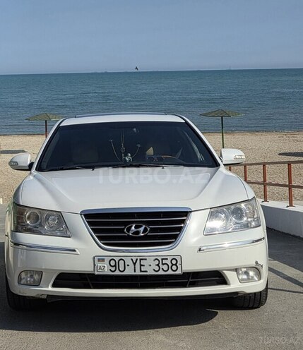 Hyundai Sonata-1