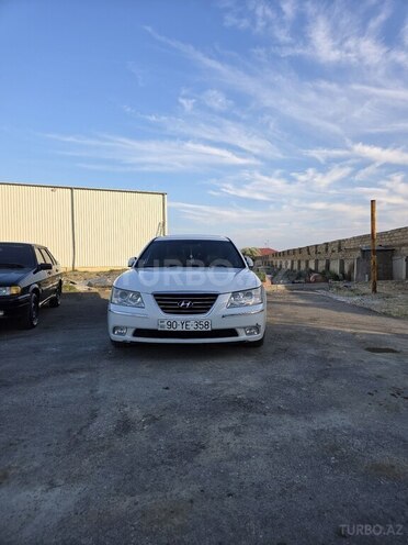 Hyundai Sonata-13