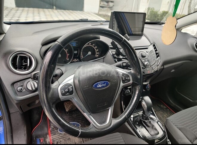 Ford Fiesta-5