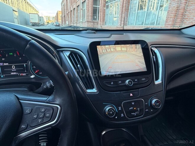 Chevrolet Malibu-12