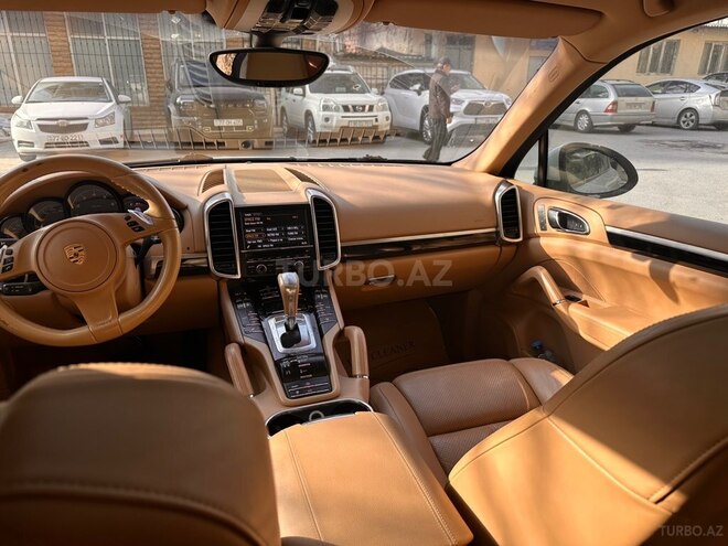 Porsche Cayenne-9