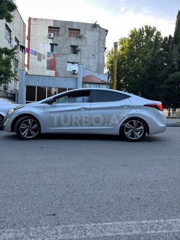 Hyundai Avante-6