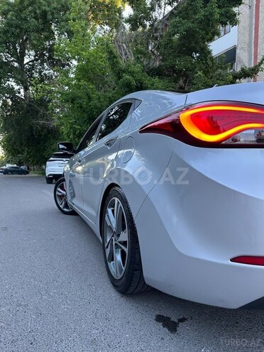 Hyundai Avante-4