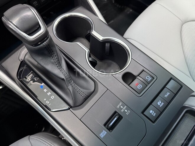 Toyota Highlander-14