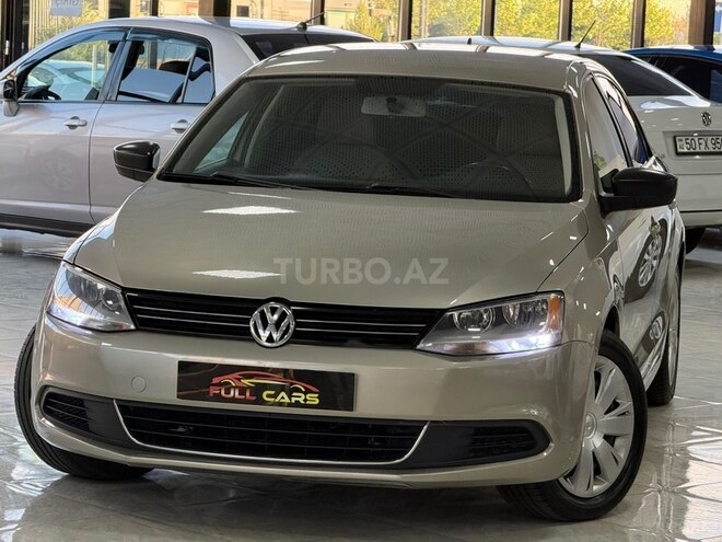 Volkswagen Jetta-1