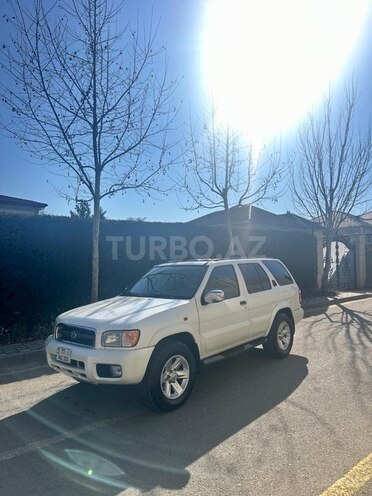 Nissan Pathfinder-5