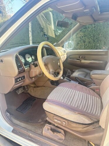 Nissan Pathfinder-6