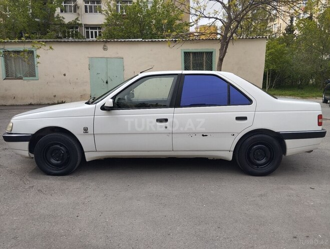 Peugeot 405-2