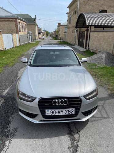 Audi A4-1