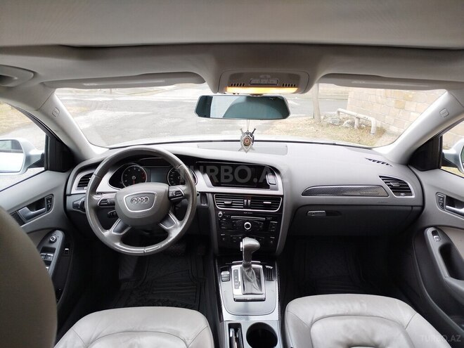 Audi A4-7