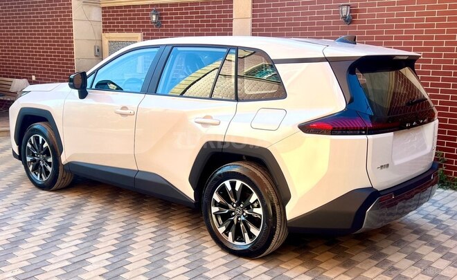 Toyota RAV4-5