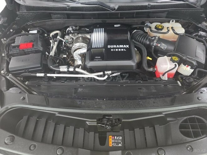Cadillac Escalade-14