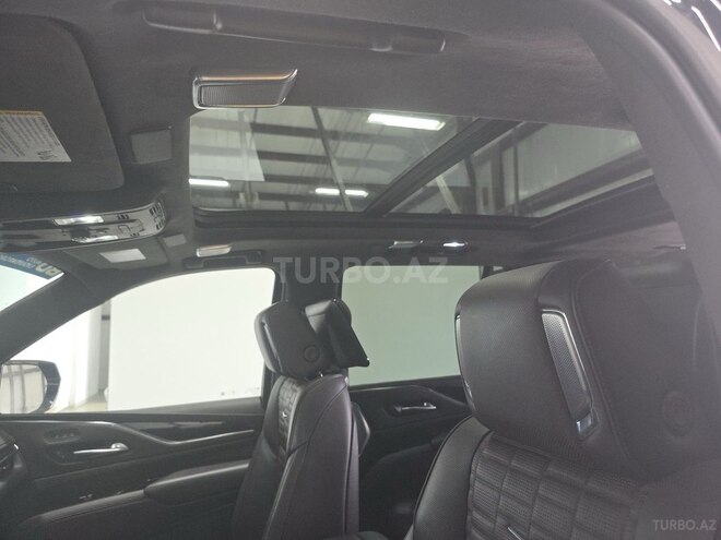Cadillac Escalade-11
