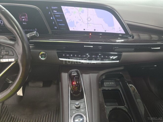 Cadillac Escalade-7